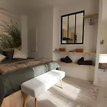 Appart neuf, parfaitement situé 6min CV-8min GARE